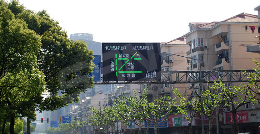 上海LED交（jiāo）通誘導屏