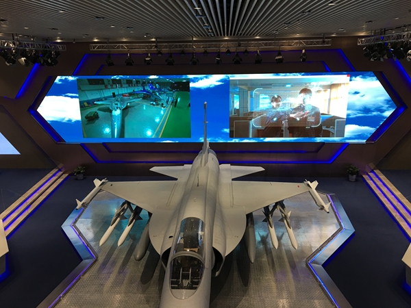 北京中航技術學院室（shì）內全彩LED顯示屏（píng）