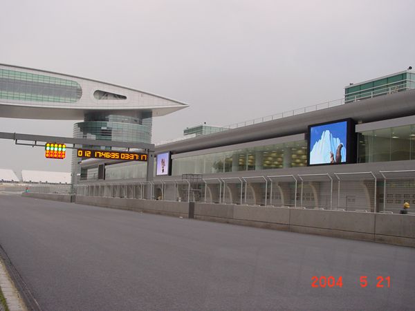上海F1賽車場室內全彩led顯示（shì）屏