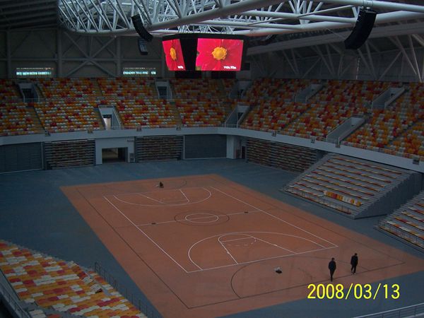 上海鬆江大（dà）學園（yuán）區體育館led室內全彩顯示屏