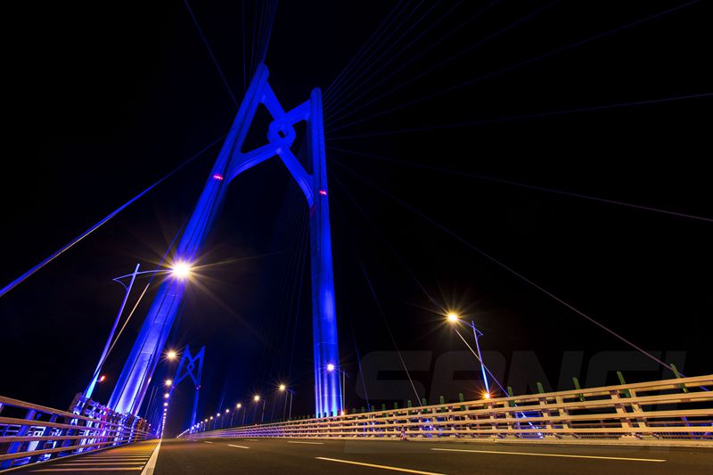 港（gǎng）珠澳大橋LED景觀照明燈（dēng）