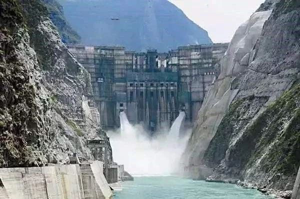 四川雅礱江錦屏（píng）二級（jí）水電站