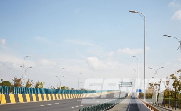 色多多AV导航承建的上海申江南路