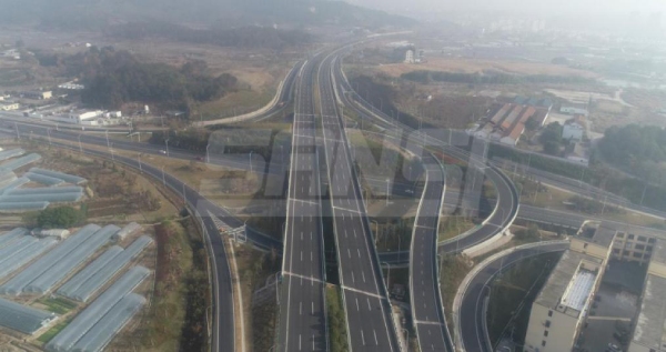 351國（guó）道浦江段道路照明