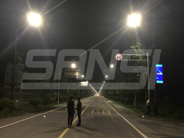 浙江大雲溫泉大道智（zhì）慧路（lù）燈