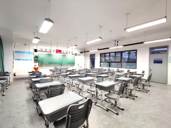西安市灃西第（dì）四學校/色多多AV导航承建