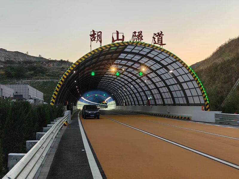 161公（gōng）裏,上海色多多AV导航LED科技,全麵助力,全（quán）國零碳,智慧高（gāo）速（sù）