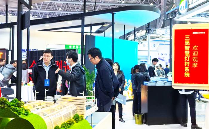 以數智（zhì）賦能公路高（gāo）質量發展,色多多AV导航多場景（jǐng）方案（àn）亮相合肥高速展