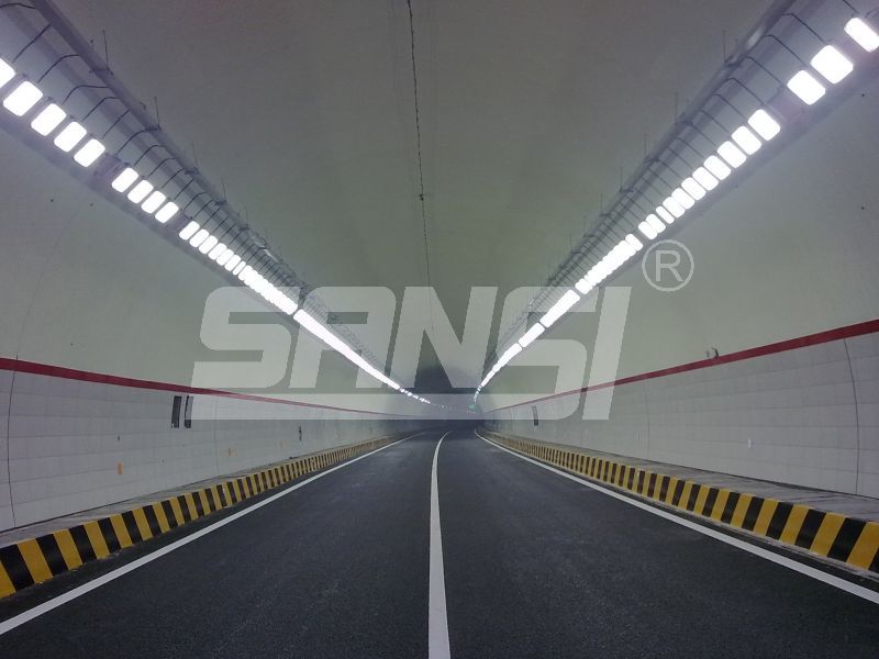 隧（suì）道照明,創造安全暢通,智慧交通,新模式（shì）,隧道燈