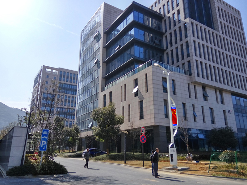 多地試（shì）點,燈聯網,路燈,自動上報,道路異常,安全隱患