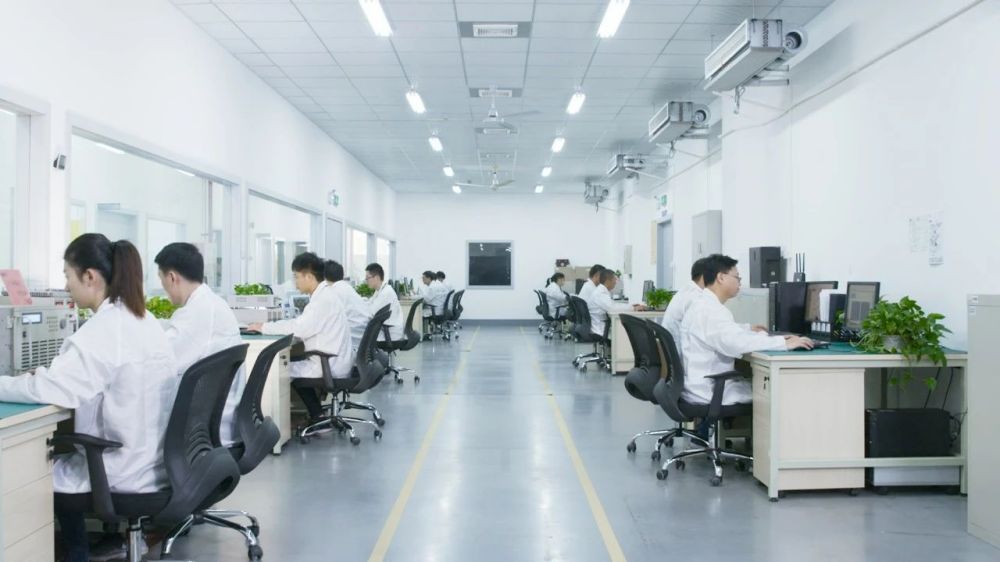 點亮（liàng）,上海,東西大通道,全國至少,2500條隧道,跟閔行,這家企業,相關