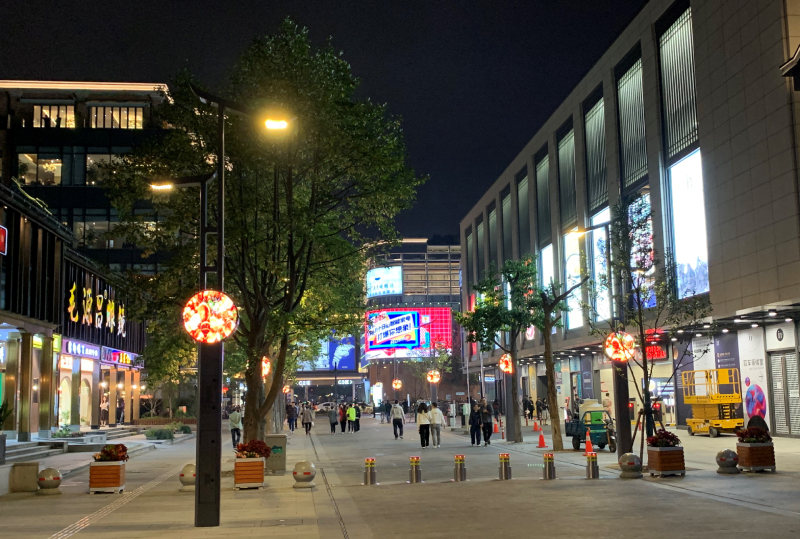 杭州西湖“醉”美（měi）智慧路燈