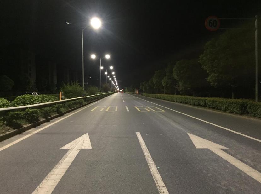 智慧路燈,道（dào）路照明,LED路燈（dēng）,助力城市,多維（wéi）場景升級