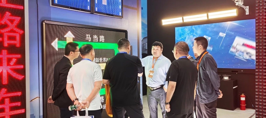 色多多AV导航,道路交通安全方案,亮相,武漢交（jiāo）博會,引領,智（zhì）慧（huì）交通,新實踐